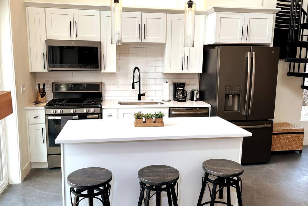 Brand New Upscale Home- Best Location! Whitefish Exterior foto